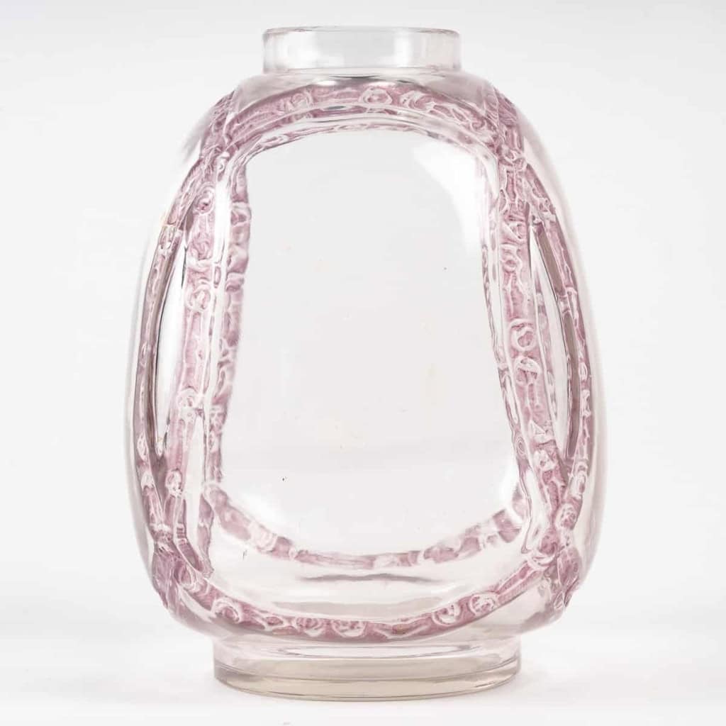 Vase « Guirlandes de Roses » verre blanc patiné rose de René LALIQUE | Biron ||||||