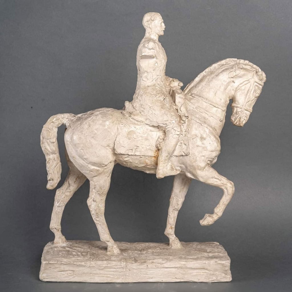 Esquisse en plâtre du monument au Maréchal Foch par Robert WLERICK | Biron Esquisse en plâtre du monument au Maréchal Foch par Robert WLERICK