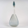 Carafe « Coquilles » en verre blanc patiné bleu de René LALIQUE | Biron |||||||