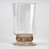 Suite de verres « Dampierre » verre blanc patiné sépia de René LALIQUE – 4 pièces | Biron Suite de verres "Dampierre" verre blanc patiné sépia de René LALIQUE - 4 pièces