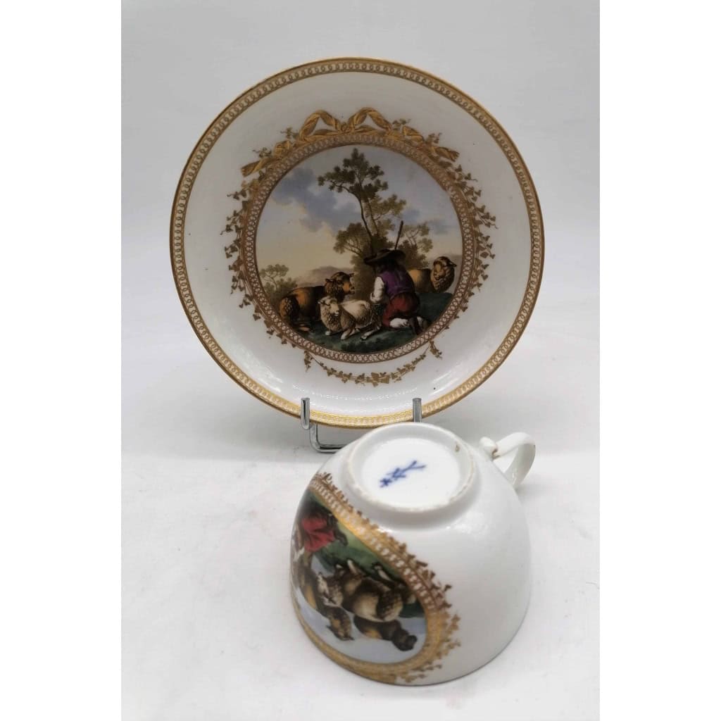 Tasse à Thé En Porcelaine De Meissen XVIIIème | Biron Tasse à Thé En Porcelaine De Meissen XVIIIème