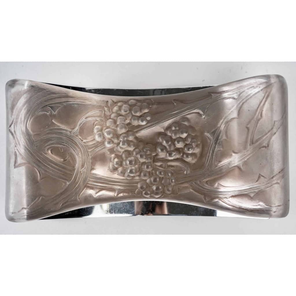 Buvard « Mûres » verre blanc patiné brun de René LALIQUE | Biron Buvard "Mûres" verre blanc patiné brun de René LALIQUE