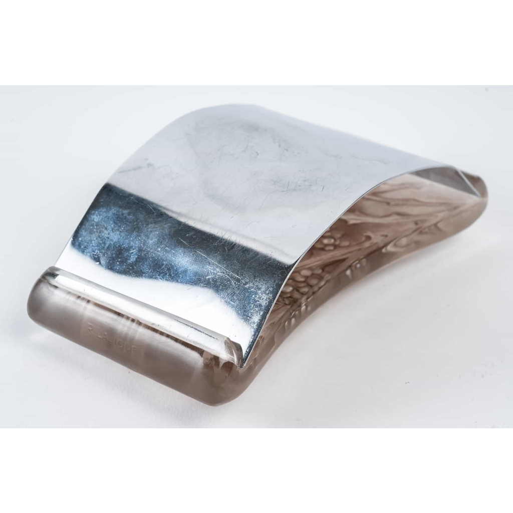 Buvard « Mûres » verre blanc patiné brun de René LALIQUE | Biron Buvard "Mûres" verre blanc patiné brun de René LALIQUE