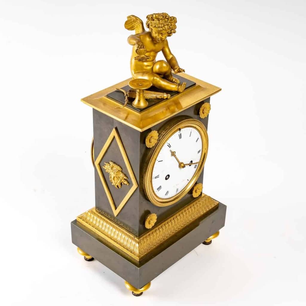 Pendule borne d’époque 1er Empire (1804 – 1815). | Biron Pendule borne d'époque 1er Empire (1804 - 1815).