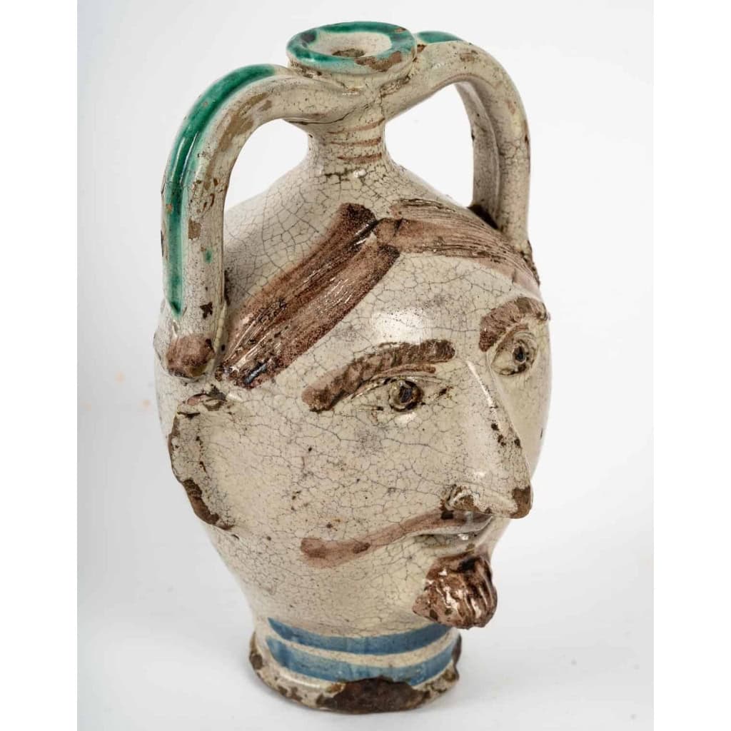 Petite cruche anthropomorphe à visage d’homme. Italie XVIIIème siècle | Biron Petite cruche anthropomorphe à visage d'homme. Italie XVIIIème siècle