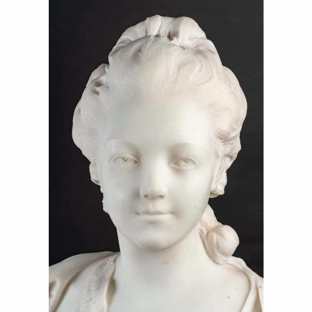 Bustre en marbre du XIXème siècle, époque Napoléon III | Biron Bustre en marbre du XIXème siècle, époque Napoléon III