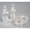 Huilier Vinaigrier « Bourgueil » en verre blanc de René LALIQUE | Biron Huilier Vinaigrier "Bourgueil" en verre blanc de René LALIQUE