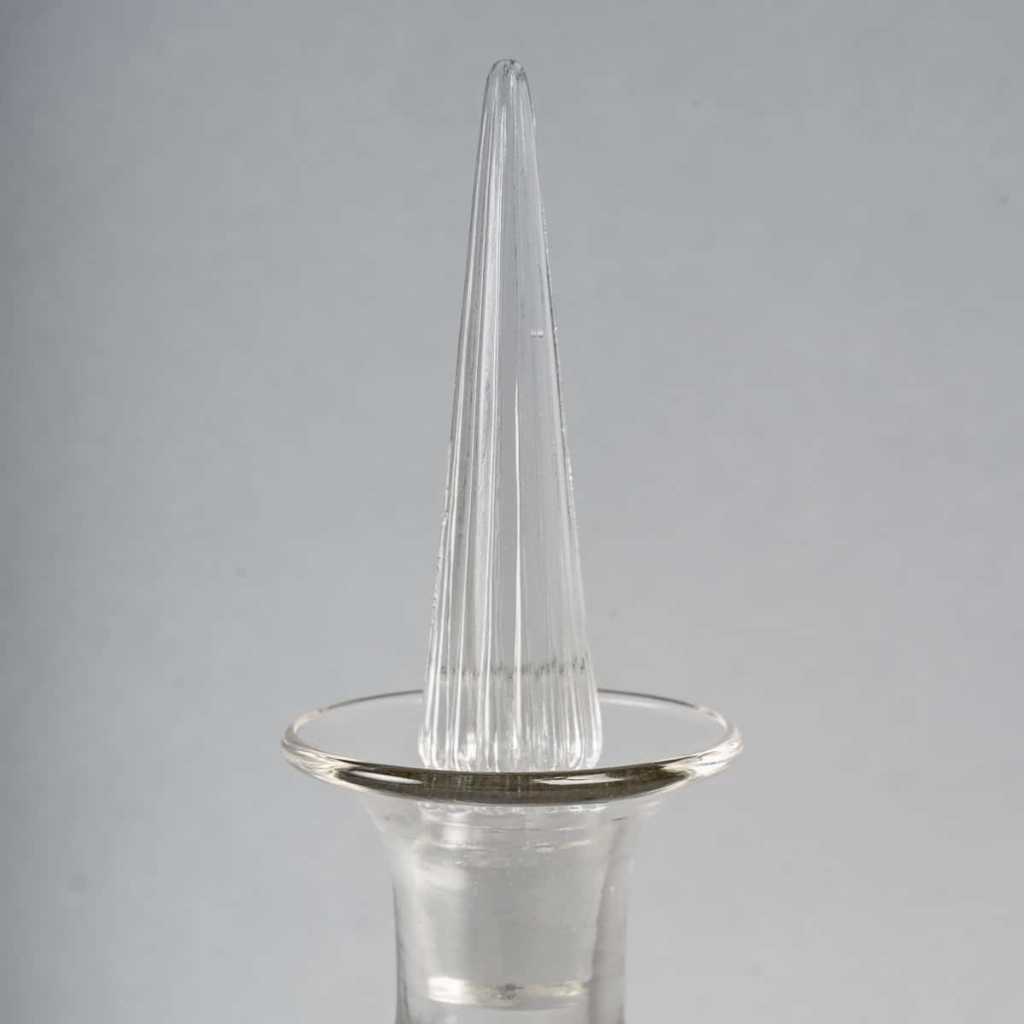 Carafe « Gouttes d’Eau » verre blanc de René LALIQUE | Biron Carafe "Gouttes d'Eau" verre blanc de René LALIQUE