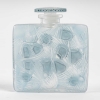 Flacon « Carré Plat Hirondelles » verre blanc patiné bleu de René LALIQUE | Biron ||||||