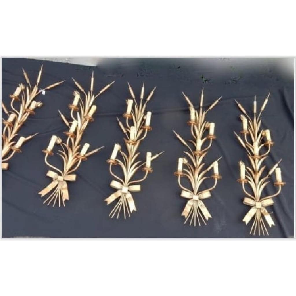 1970′ Série De 7 Appliques Aux Roseaux En Fer Doré Par Hans Kogl Pour Maison Jansen 5 Ampoules H 104 cm | Biron 1970′ Série De 7 Appliques Aux Roseaux En Fer Doré Par Hans Kogl Pour Maison Jansen 5 Ampoules H 104 cm