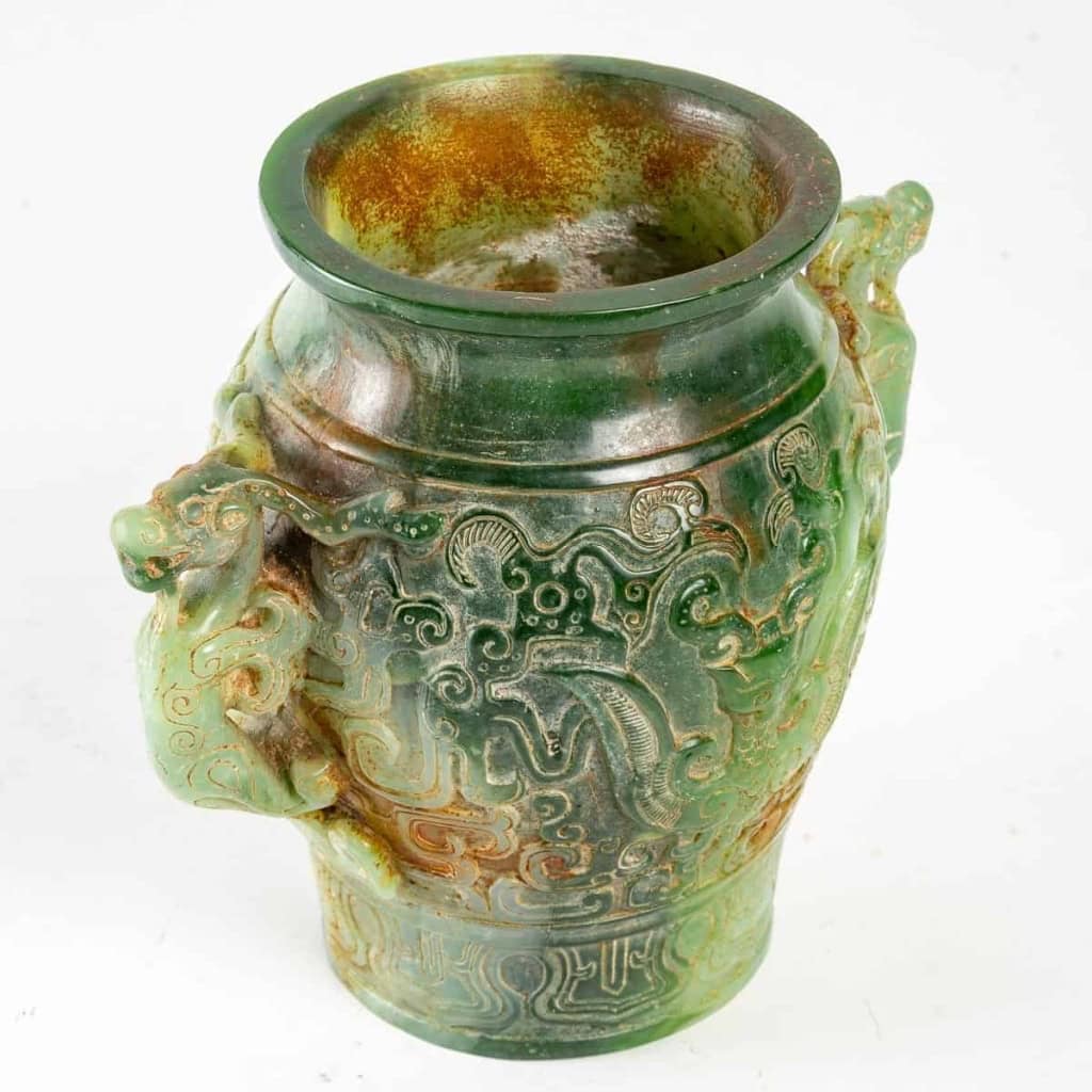 Vase en Jade, XXème siècle | Biron Vase en Jade, XXème siècle