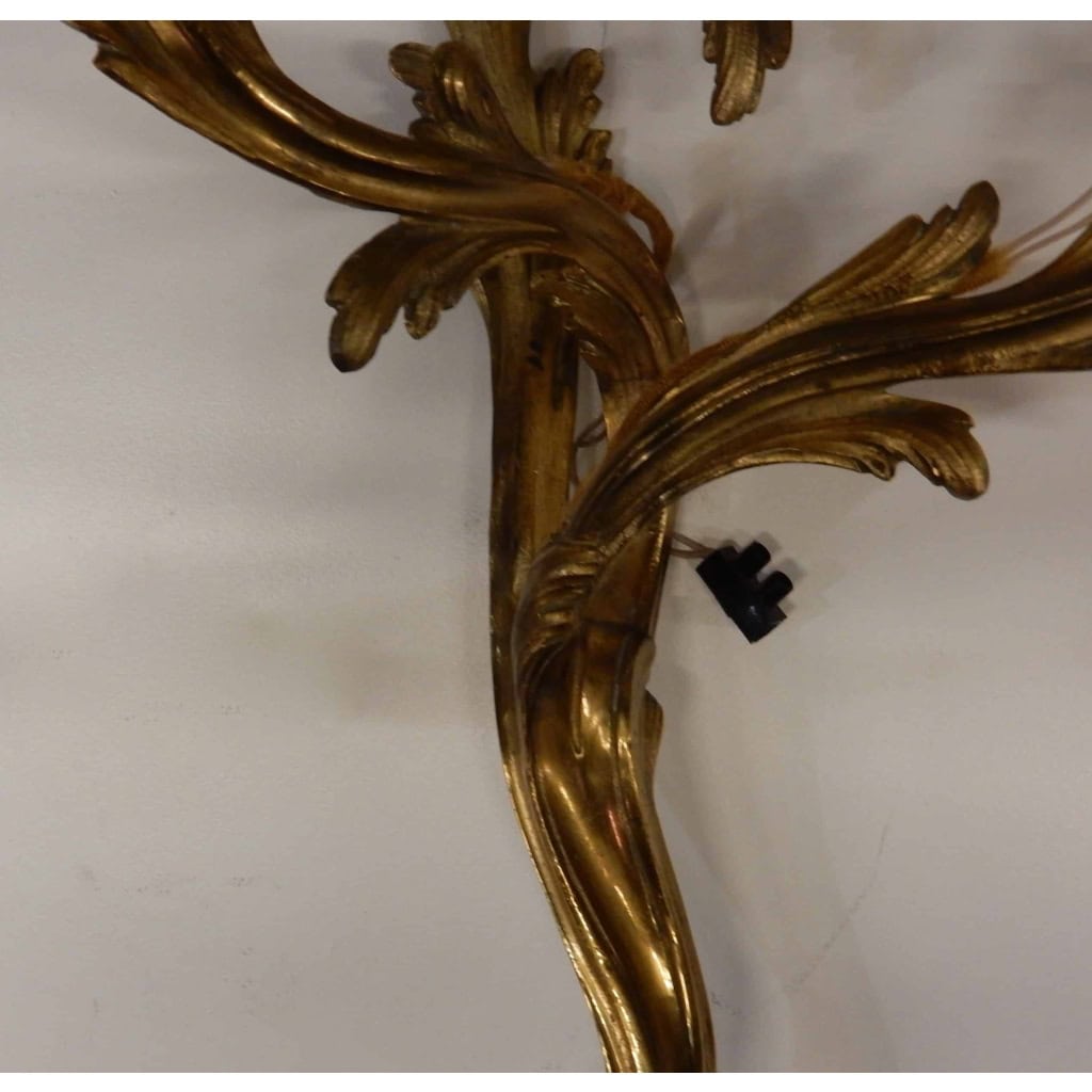 1970/80 Série De 2 Paires d’Appliques Faisant Pendant En Bronze Doré De Style LXV Signées Maison Baguès | Biron 1970/80 Série De 2 Paires d’Appliques Faisant Pendant En Bronze Doré De Style LXV Signées Maison Baguès
