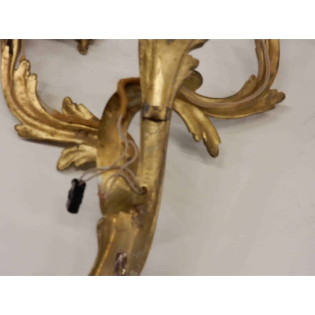 1970/80 Série De 2 Paires d’Appliques Faisant Pendant En Bronze Doré De Style LXV Signées Maison Baguès | Biron 1970/80 Série De 2 Paires d’Appliques Faisant Pendant En Bronze Doré De Style LXV Signées Maison Baguès