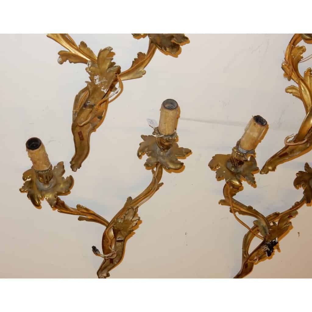 1970/80 Série De 2 Paires d’Appliques Faisant Pendant En Bronze Doré De Style LXV Signées Maison Baguès | Biron 1970/80 Série De 2 Paires d’Appliques Faisant Pendant En Bronze Doré De Style LXV Signées Maison Baguès