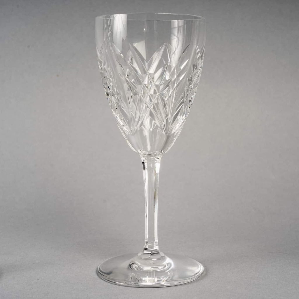 Service de verres « Auvergne » cristal taillé de BACCARAT – 36 pièces | Biron Service de verres "Auvergne" cristal taillé de BACCARAT - 36 pièces