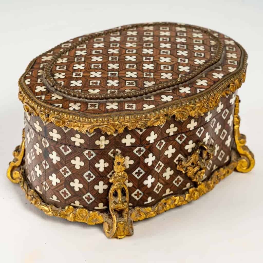 Petite boite à bijoux du XXème siècle | Biron ||||||||