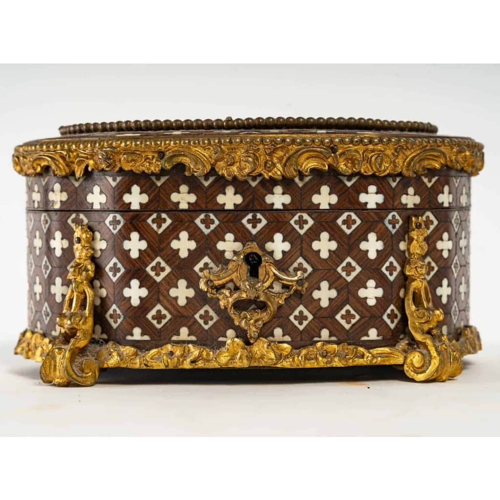 Petite boite à bijoux du XXème siècle | Biron Petite boite à bijoux du XXème siècle