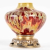 Élégant petit vase en grès flammé de Lunéville, monté sur un socle en argent poinçonné, circa 1890-1900 | Biron Élégant petit vase en grès flammé de Lunéville, monté sur un socle en argent poinçonné, circa 1890-1900
