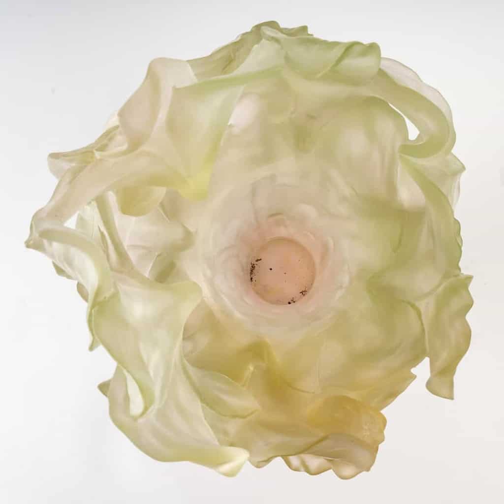 Vase Magnum « Amaryllis » pâte de cristal de DAUM FRANCE | Biron Vase Magnum "Amaryllis" pâte de cristal de DAUM FRANCE