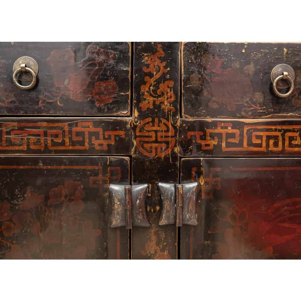 Buffet ancien chinois, début XXème siècle | Biron Buffet ancien chinois, début XXème siècle