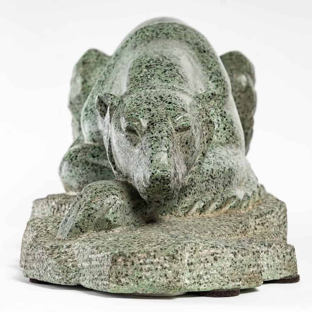 Ours polaire, Sculpture en granit Art déco signée Abel René Philippe | Biron Ours polaire, Sculpture en granit Art déco signée Abel René Philippe