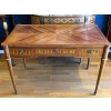 Bureau de style Louis XVI. | Biron ||||||