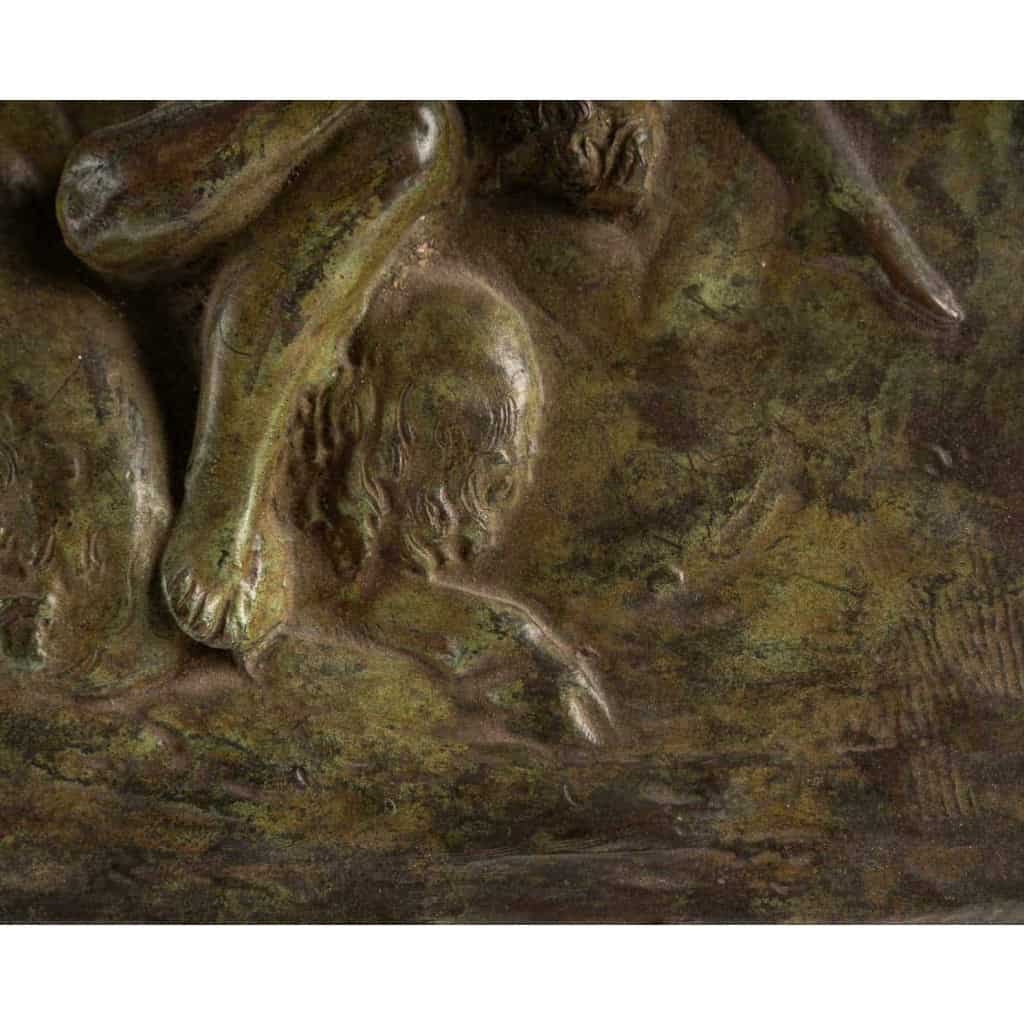 Belle plaque en bronze patiné représentant des faunes signés Clodion, XIXème siècle | Biron Belle plaque en bronze patiné représentant des faunes signés Clodion, XIXème siècle