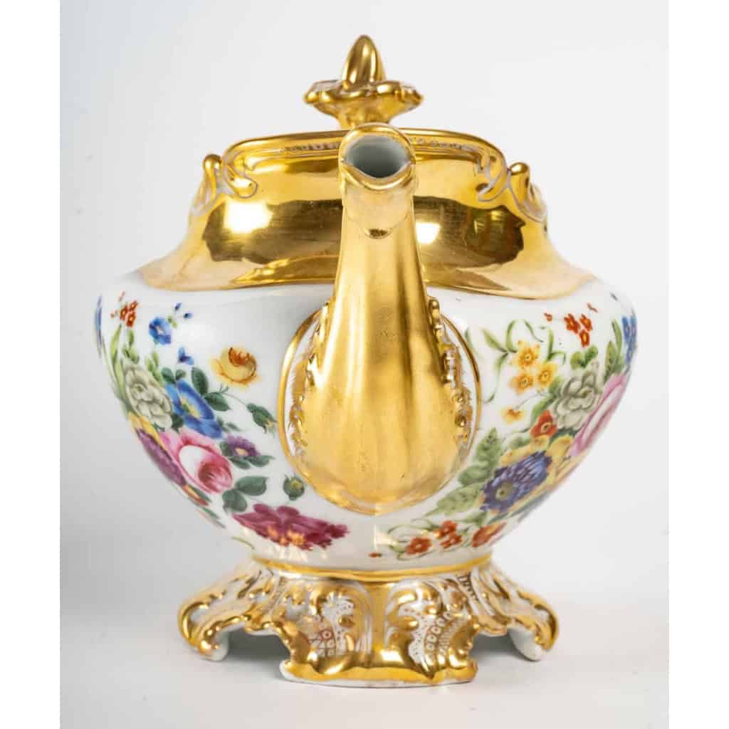 Théière en porcelaine de Paris, XIXème siècle | Biron Théière en porcelaine de Paris, XIXème siècle