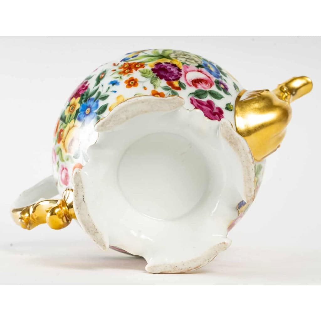 Théière en porcelaine de Paris, XIXème siècle | Biron Théière en porcelaine de Paris, XIXème siècle