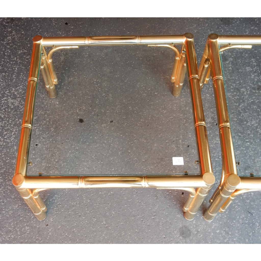 1970′ Paire de Tables ou Bouts de Canapés Style Maison Jansen Décor Bambou en Métal Doré