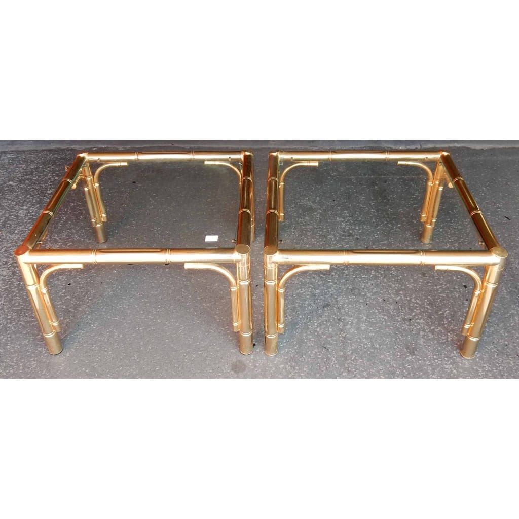 1970′ Paire de Tables ou Bouts de Canapés Style Maison Jansen Décor Bambou en Métal Doré
