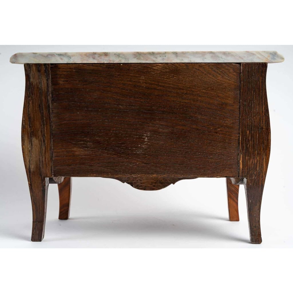 Miniature une commode coffret à bijoux fin XIXème siècle | Biron Miniature une commode coffret à bijoux fin XIXème siècle