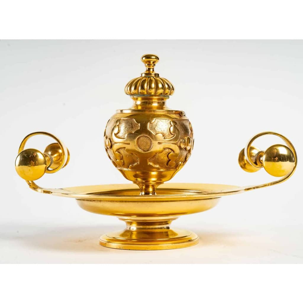 Encrier simple du XIXème siècle en bronze doré