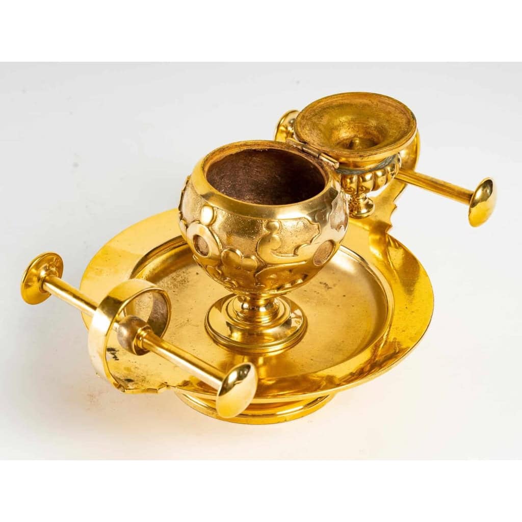 Encrier simple du XIXème siècle en bronze doré