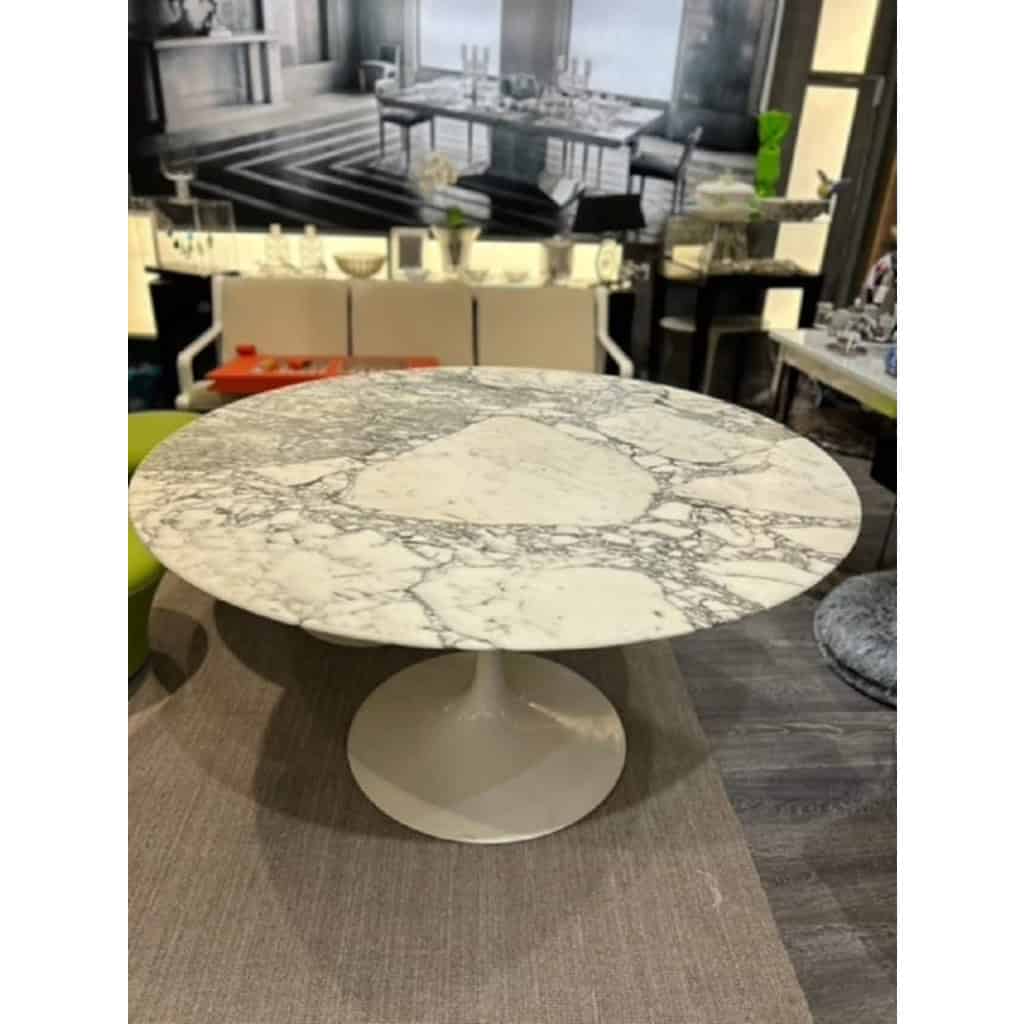 Eero aarinen for Knoll: “Tulip” table 137 cm