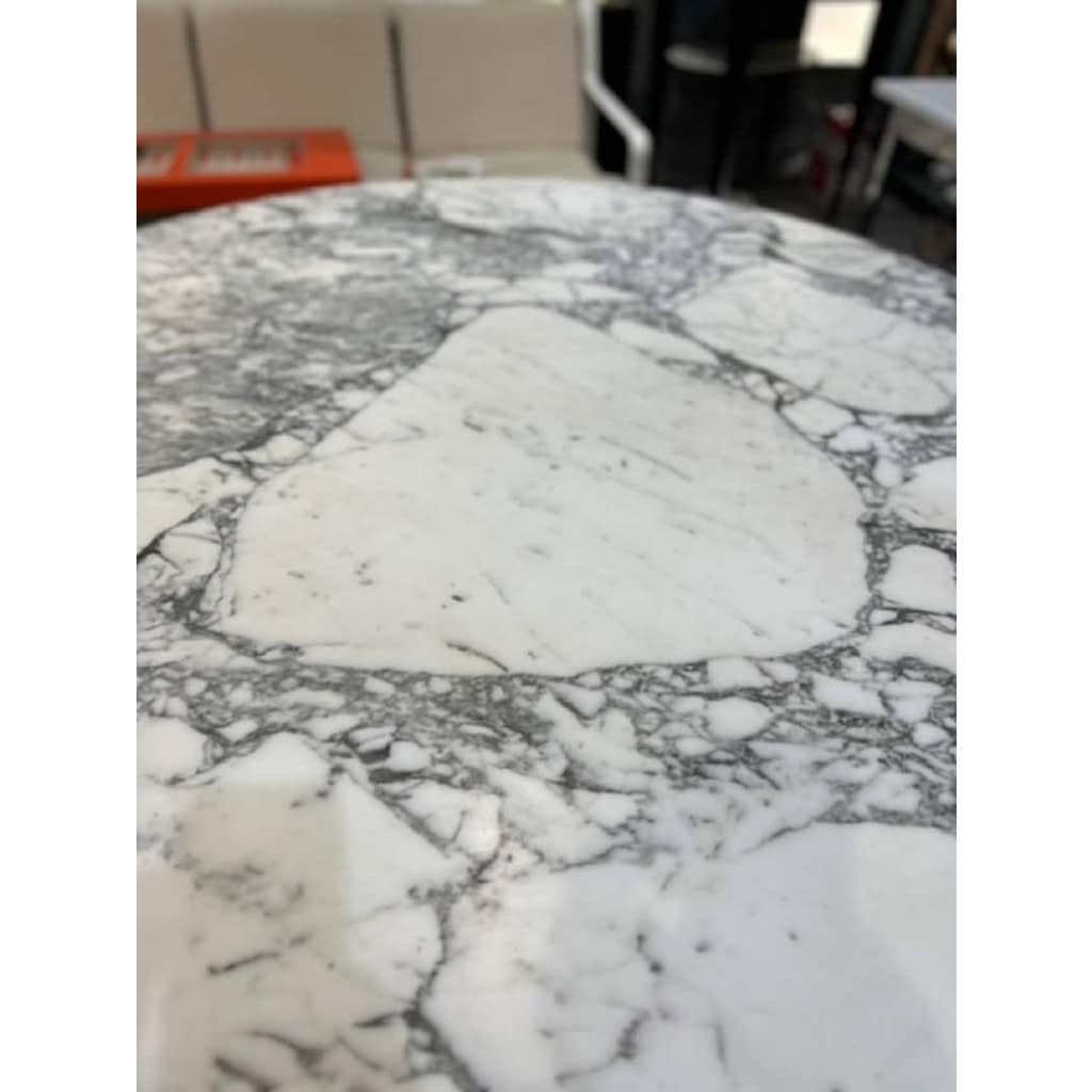 Eero aarinen for Knoll: “Tulip” table 137 cm