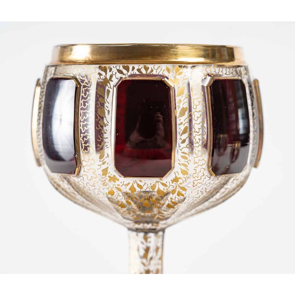 Ensemble de 24 verres rouge et or, XIXème siècle 6