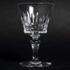 Service de Verres en cristal avec une carafe, Maison Baccarat, modèle Piccadilly, 44 verres, XXème siècle, parfait état. | Biron Service de Verres en cristal avec une carafe, Maison Baccarat, modèle Piccadilly, 44 verres, XXème siècle, parfait état.