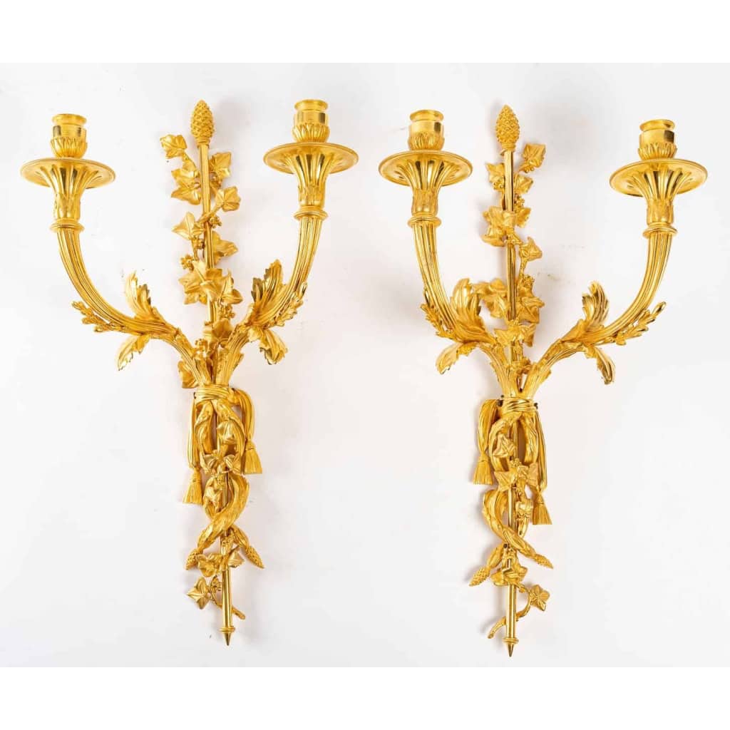 Paire d’appliques d’époque Louis XVI (1774 – 1793). | Biron ||||||||||