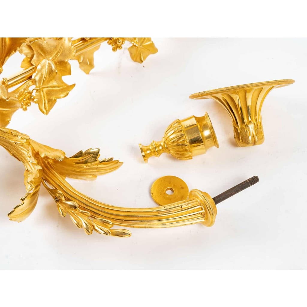 Paire d’appliques d’époque Louis XVI (1774 – 1793). | Biron Paire d'appliques d'époque Louis XVI (1774 - 1793).