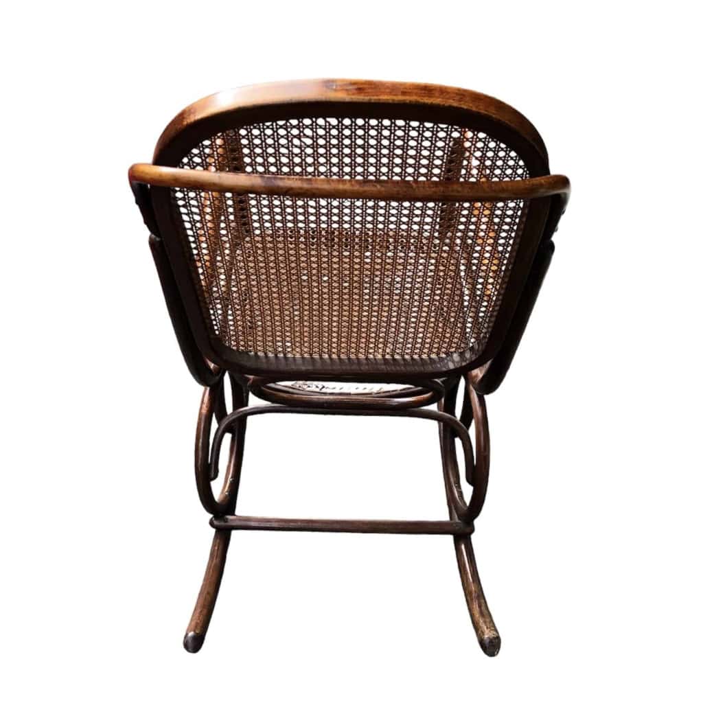 ROCKING CHAIR estampillé Thonet en hêtre courbé 1900. | Biron ROCKING CHAIR estampillé Thonet en hêtre courbé 1900.