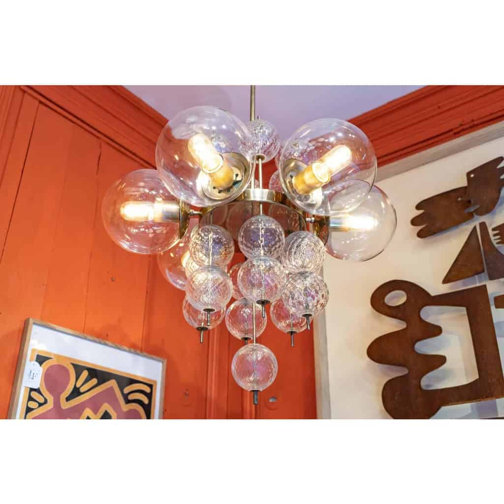 Lustre, ou suspension, en laiton doré et verre soufflé, années 1970 | Biron ||||||