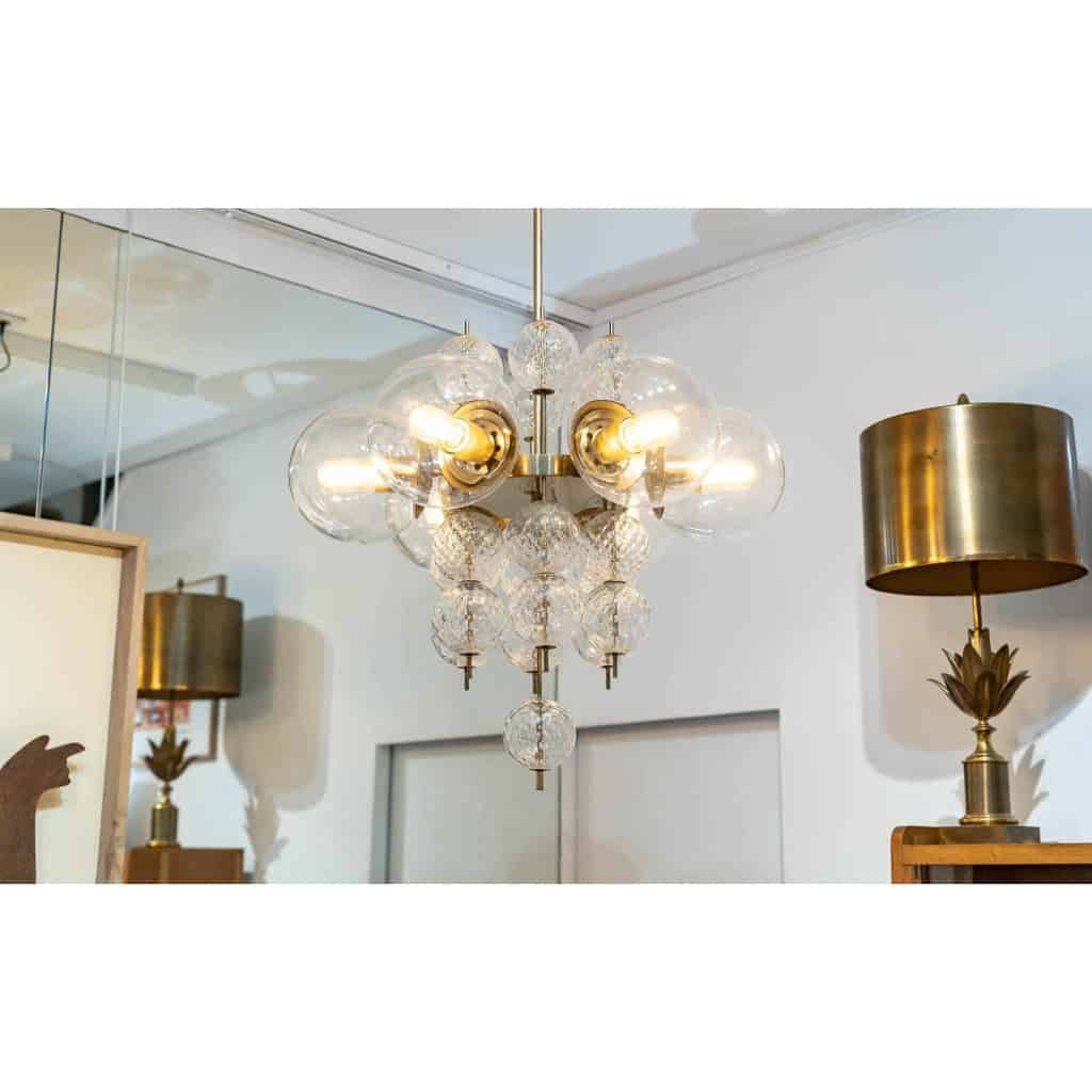 Lustre, ou suspension, en laiton doré et verre soufflé, années 1970 | Biron Lustre, ou suspension, en laiton doré et verre soufflé, années 1970
