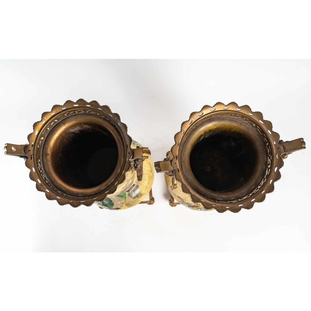 Paire en porcelaine émaillée et bronze, XIXème siècle, Napoléon III | Biron Paire en porcelaine émaillée et bronze, XIXème siècle, Napoléon III