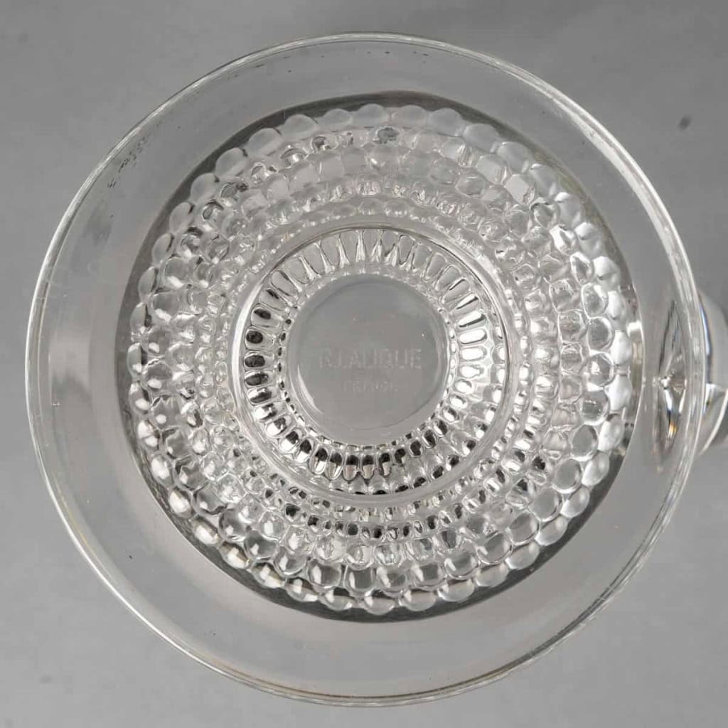 Service « Nippon » verre blanc de René LALIQUE – 50 Pièces | Biron Service "Nippon" verre blanc de René LALIQUE - 50 Pièces