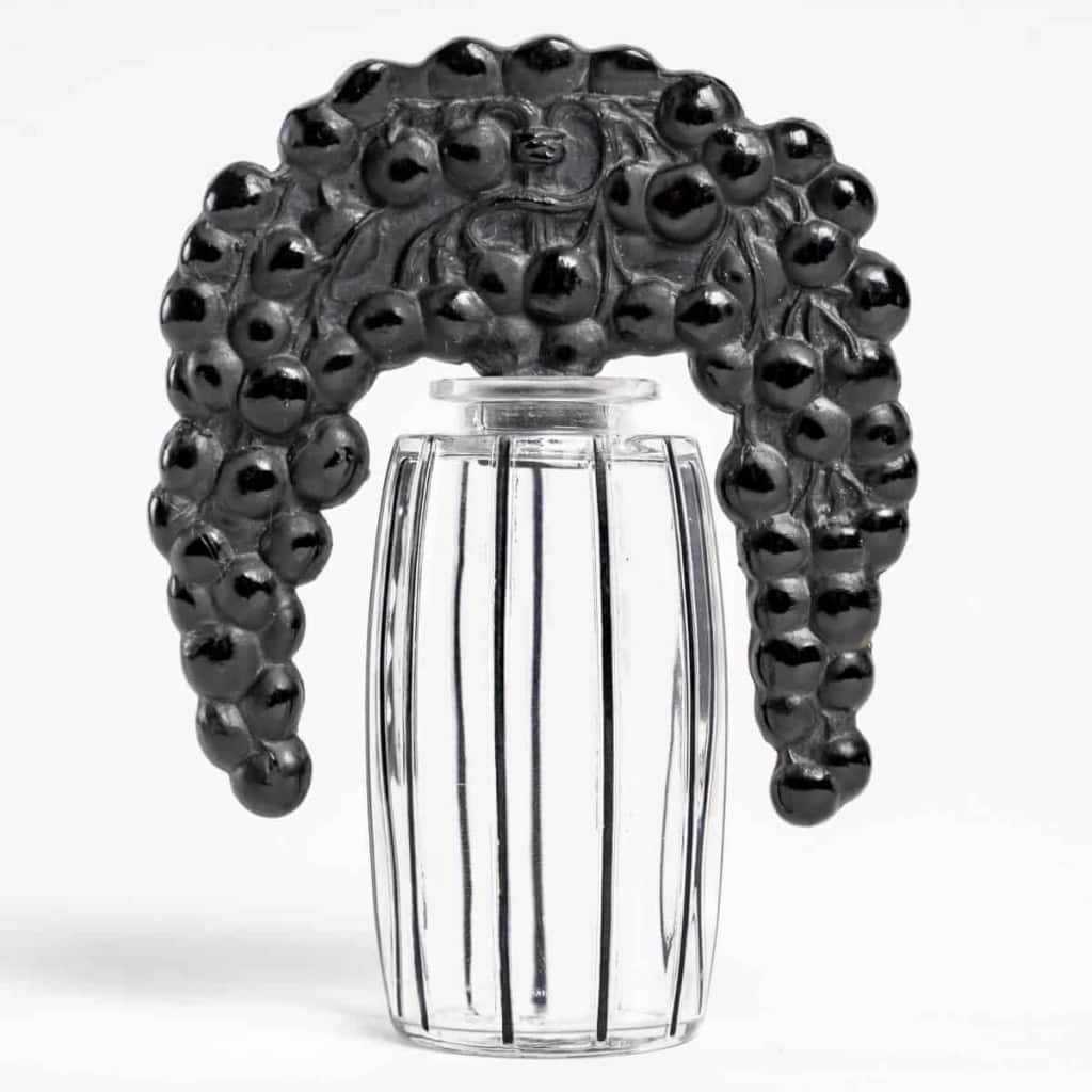 Flacon Tiare « Bouchon Cassis » verre blanc émaillé noir et verre noir de René LALIQUE | Biron |||||||