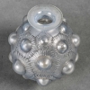 Vase « Tournesols » verre opalescent patiné gris de René LALIQUE | Biron Vase "Tournesols" verre opalescent patiné gris de René LALIQUE