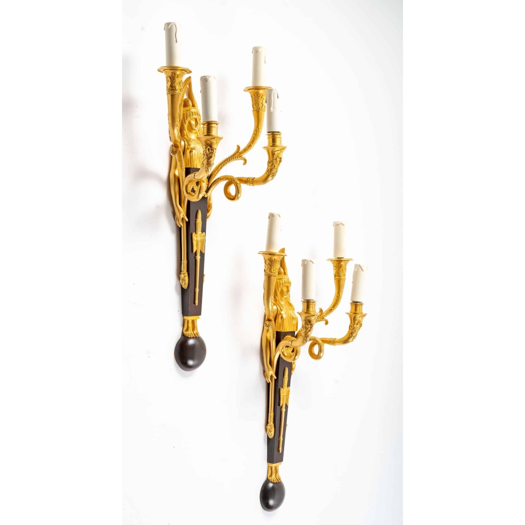 Paire d’appliques de style 1er Empire. | Biron Paire d'appliques de style 1er Empire.
