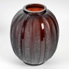 Vase « Biskra » verre ambre foncé patiné blanc de René LALIQUE | Biron Vase "Biskra" verre ambre foncé patiné blanc de René LALIQUE