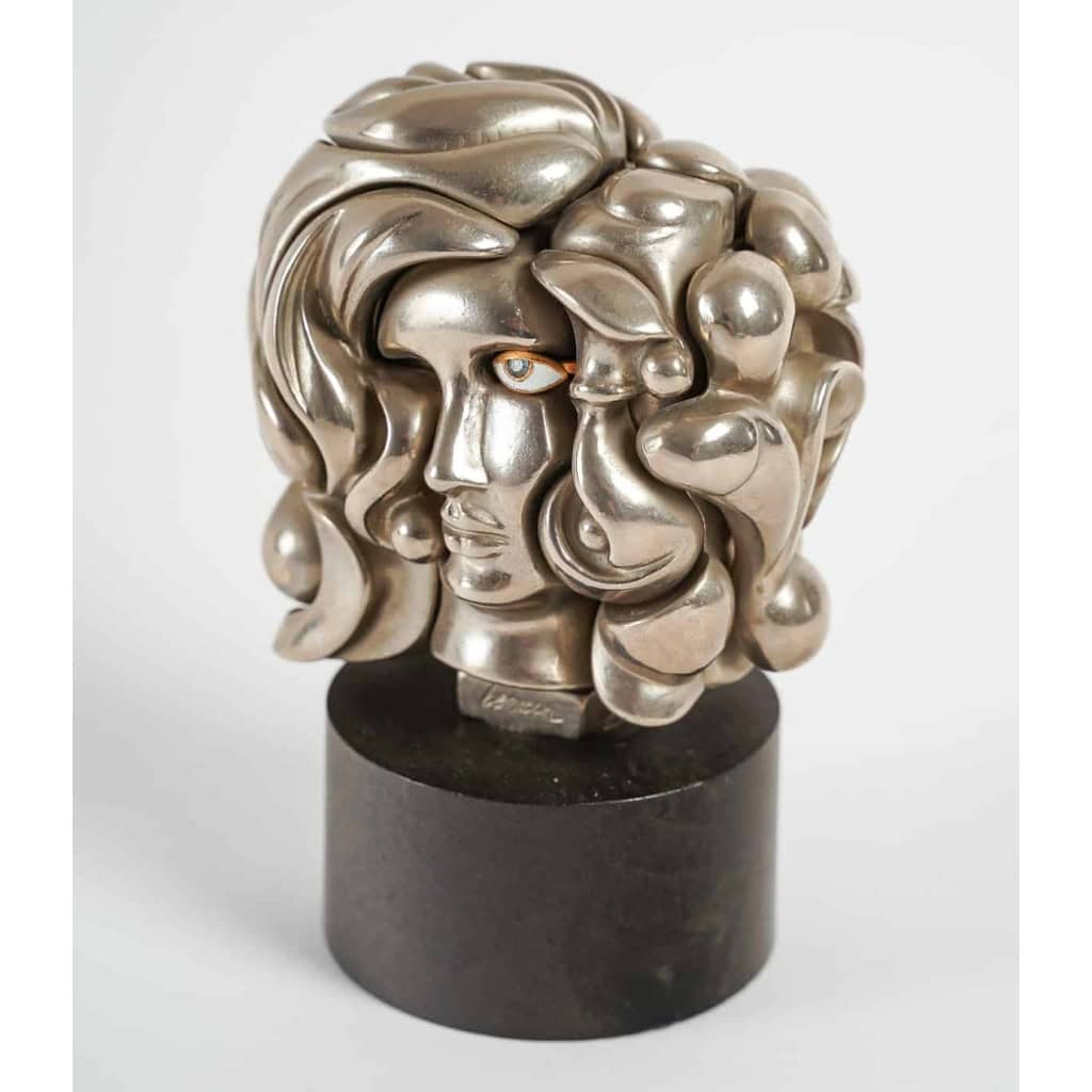Statuette de Berrocal, tête de femme